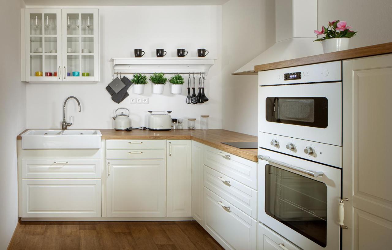 Apartmany Myslivna Ostrov  Exteriér fotografie