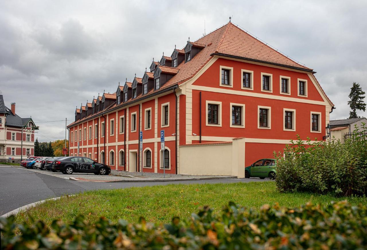 Apartmany Myslivna Ostrov  Exteriér fotografie
